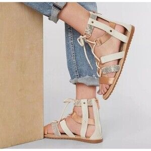 Sorel Ella Gladiator Lace-up Neutral Rose Gold Snakeskin
Embossed Strappy Sandal